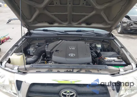 2006 Toyota Tacoma Prerunner V6 из США, поврежденный, VIN 5TETU62N06Z211110